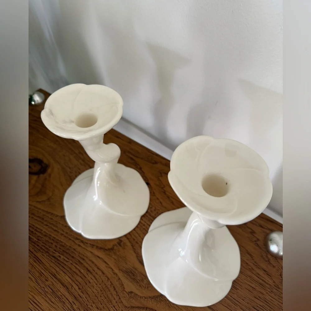 Cream Lilypad Pair Of Candlestick Holders Cottagecore